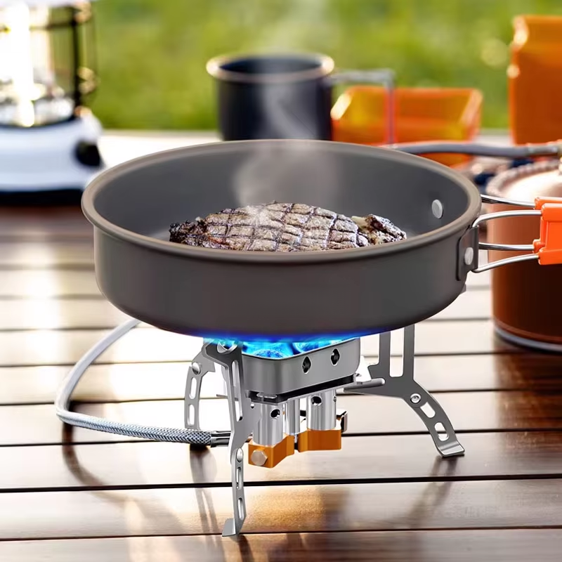 Three-head gas stove portable  - đánh giá và giá Camping Cooking Cutlery Set