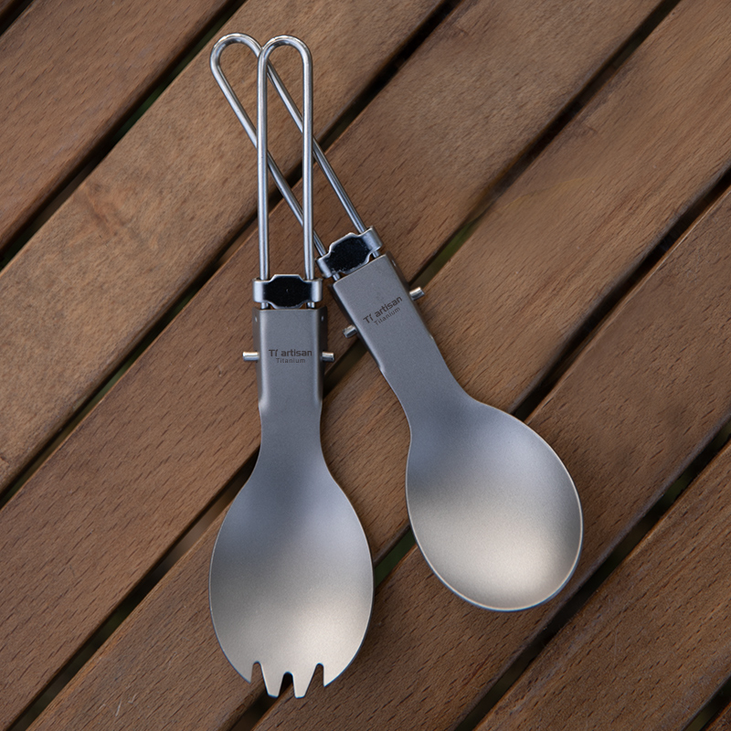 Tiartisan Titanium Spoon Spork - đánh giá và giá Mess Kit Titanium